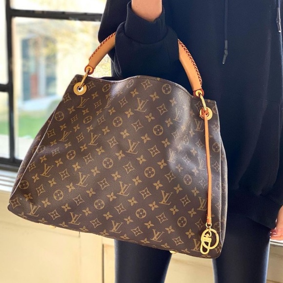 Louis Vuitton Artsy Discontinued Large Bag - Picture 14 of 15